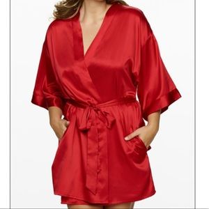 NEW Jezebel Robe in Red